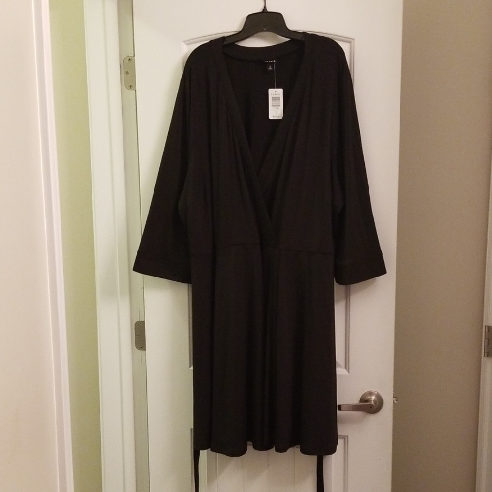 NEW Torrid Faux Wrap Dress with Detachable Belt